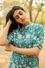 Sootisyahi 'Buds and Bushes' Azofree Handblock Printed Pure Cotton Kurti