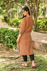 Sootisyahi 'Blushing Betel' Bagru Handblock Printed Pure Cotton Kurti