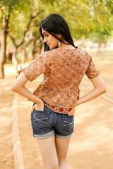 Sootisyahi 'Berry Blush' Bagru Handblock Printed Pure Cotton Crop Top