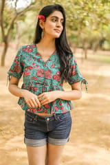 Sootisyahi 'Rouge-n-Roses' Azofree Handblock Printed Pure Cotton Crop Top