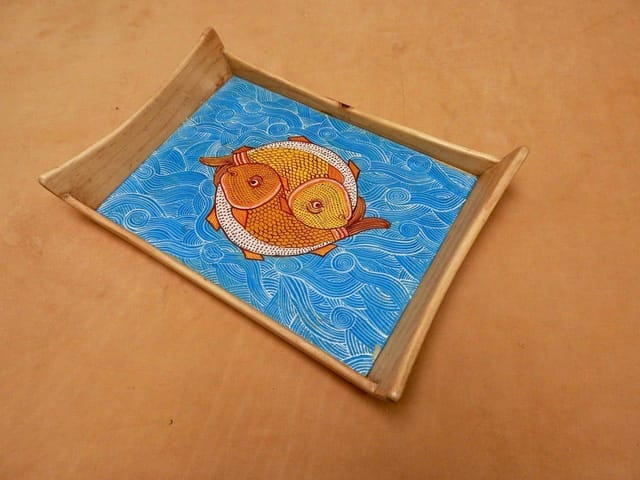 The Beehive India Pattachitra Tray  -Made of Pine Wood