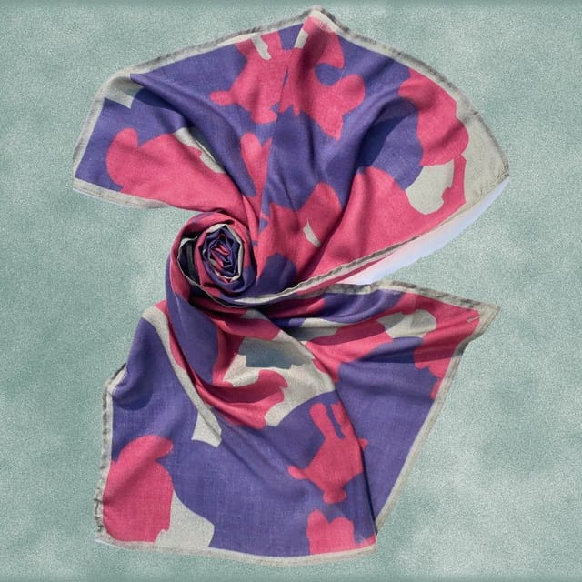 Freeque -  Raspberry Veil | Scarf