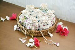 India Craft Art - Gift Bag/Jewelry Potli Bag Small