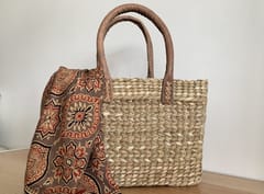India Craft Art - Bulrush Grass Tote Bag / Basket