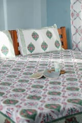 SootiSyahi 'Valley of Blooms' Handblock Printed Cotton Bedsheet