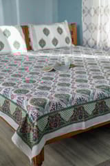 SootiSyahi 'Valley of Blooms' Handblock Printed Cotton Bedsheet