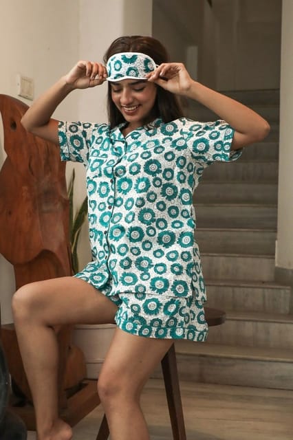 Sootisyahi 'Green Bouquet ' Azofree Handblock Printed Pure Cotton Night Suit