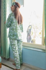 Sootisyahi 'Green Grassland ' Azofree Handblock Printed Pure Cotton Night Suit