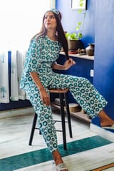 Sootisyahi 'Summer Glory ' Azofree Handblock Printed Pure Cotton Night Suit