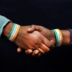 bioQ TRI-COLOUR PLANTABLE WRISTBAND indian Flag Colour WRISTBAND  MADE OF SEED Paper (indian flag color Printed Plantable WRISTBAND )  pack of 25 WRISTBAND