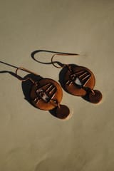 Ekibeki-Chaai Paani Earrings