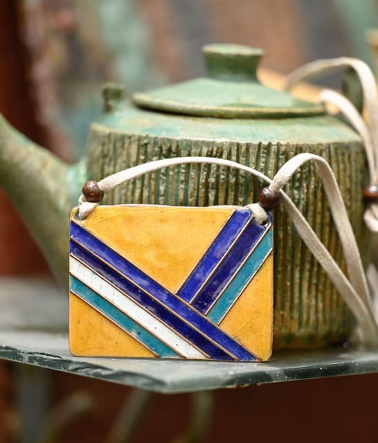 https://cdn.shopify.com/s/files/1/0649/5358/1790/products/Retro-Trio-Rectangle-Ekibeki-Copper-Enamel-Pendant_3.jpg?v=1659298231