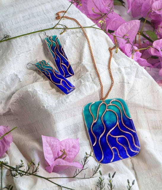 Ekibeki Wave Blue Copper Enamel Pendant Set