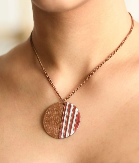 https://cdn.shopify.com/s/files/1/0649/5358/1790/products/Crinkle-Fire-small-Ekibeki-Copper-Enamel-Pendant-1.jpg?v=1658414445