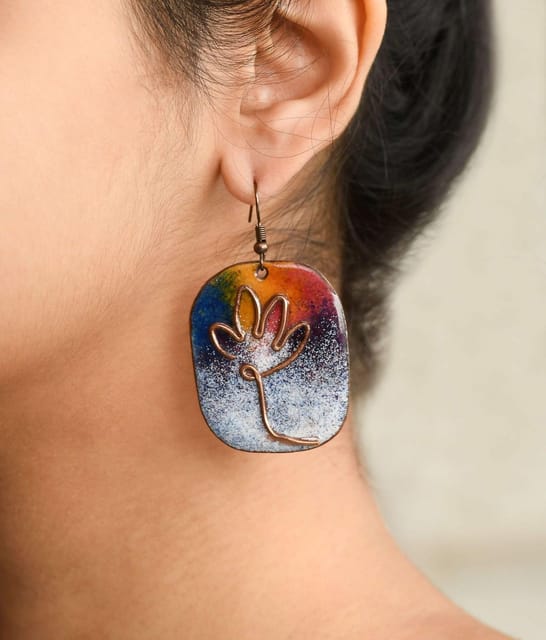 https://cdn.shopify.com/s/files/1/0649/5358/1790/products/Lotus-Bloom-Ekibeki-Copper-Enamel-Earrings-Rainbow-1.jpg?v=1659374059