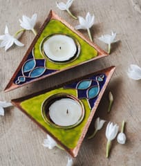 https://cdn.shopify.com/s/files/1/0649/5358/1790/products/Ekibeki-green-Rangoli-handmade-Tealight-Holder-Set-of-2_2.jpg?v=1665909613