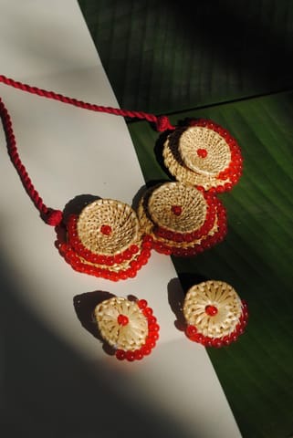 https://cdn.shopify.com/s/files/1/0649/5358/1790/products/laali-set-8.jpg?v=1677151904