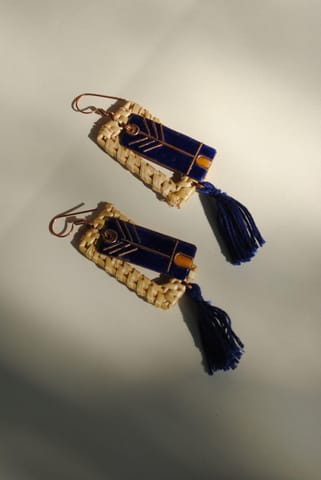 https://cdn.shopify.com/s/files/1/0649/5358/1790/products/jharokha-earrings-blue-14.jpg?v=1677209855