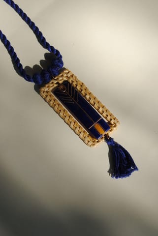 https://cdn.shopify.com/s/files/1/0649/5358/1790/products/jharokha-pendant-blue-14.jpg?v=1677155323