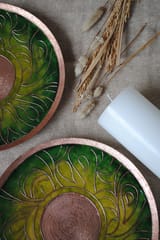 Ekibeki - Lakire Koyari Black Wallplate cum Candle Holder