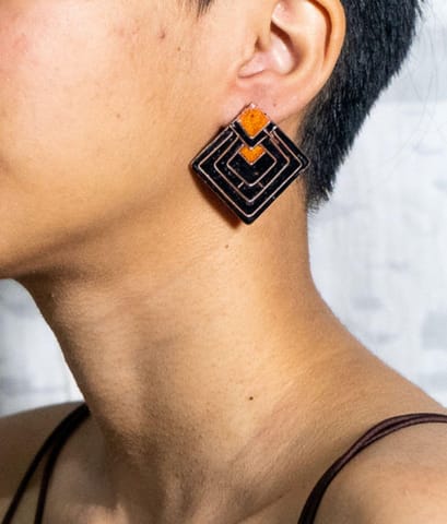 https://cdn.shopify.com/s/files/1/0649/5358/1790/products/Diamond-Ekibeki-Copper-Enamel-Stud-Earrings.jpg?v=1659487170