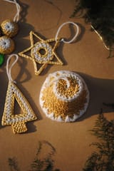 Ekibeki (Set of 5) Golden Grass Christmas Ornaments White (Small)