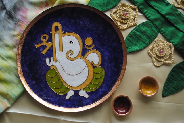 https://cdn.shopify.com/s/files/1/0649/5358/1790/files/vinayakpurple_dec55ea0-8fc1-4f84-9661-d87b96caae29.jpg?v=1690451281