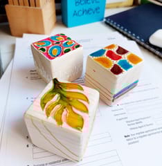IVEI WOODEN CUBE PAPER WEIGHTS - SET OF 3