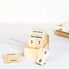 IVEI Wooden Perpetual Standing Desk Calendar