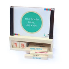 IVEI Wooden Desk Calendar with Photo Frame