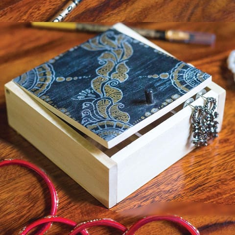 IVEI Hand Painted Wooden Mehendi Art Trinket Box