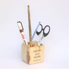IVEI Wooden Pen Stand Cube - Dream Plan Work