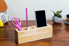 IVEI Sleek Pine Wood Rectangular Pen Stand