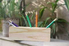 IVEI Sleek Pine Wood Rectangular Pen Stand