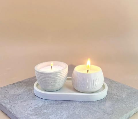 The Bubble Bliss - Anna + Moss Concrete Candle Set with Tray