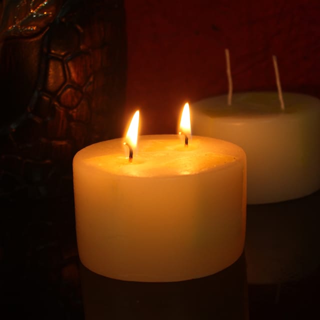 CRAFTLIPI-Premium, Perfumed GREEN pillar candle : set of 2
