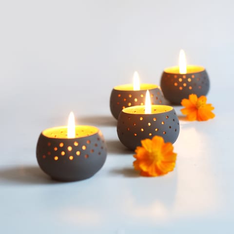 CRAFTLIPI-"DOME" Tealight Holders : Grey Set of 4 +  HD candles complementry