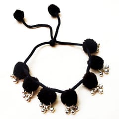 Juhi Malhotra-Edgy Black Anklet