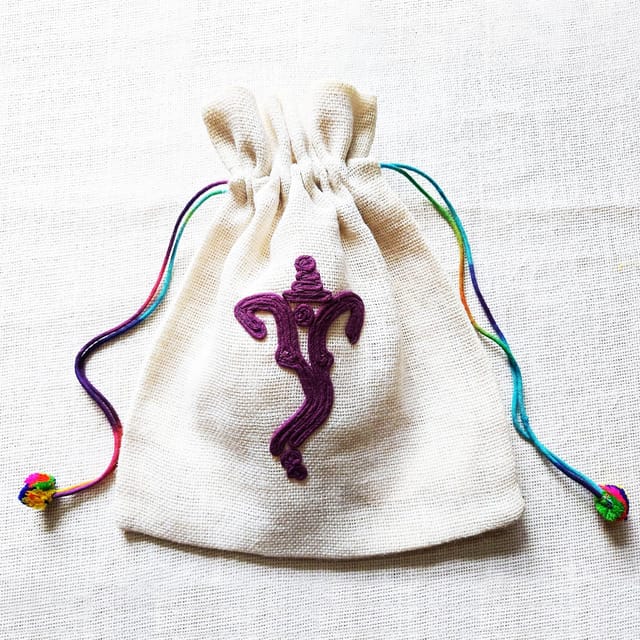 Juhi Malhotra-Jute Ganesha Potli
