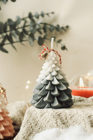 Rasa Home - Soy Wax Fragrance - Christmas Tree (Grey & White) Candle