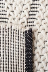 IMPERIAL KNOTS IVORY AND BLACK CHEVRON KILIM HAND WOVEN DHURRIE 4X6 Feet