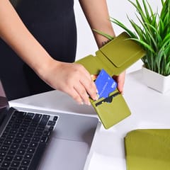 Caserack - Pure Leather Card Holder - The Statement