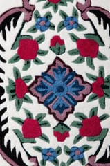 IMPERIAL KNOTS IVORY MULTICOLOR MEDALLION HAND TUFTED CARPET 5X8 FEET