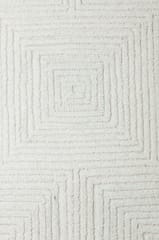 IMPERIAL KNOTS IVORY GEOMETRIC HAND TUFTED CARPET 5X8 FEET