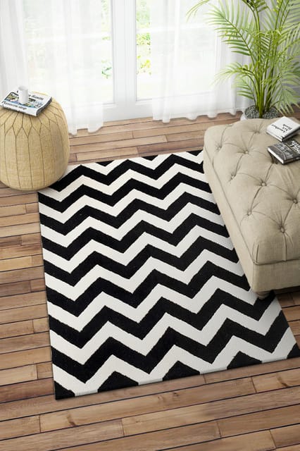 IMPERIAL KNOTS BLACK IVORY CHEVRON MODERN HAND TUFTED CARPET 4X6 FEET