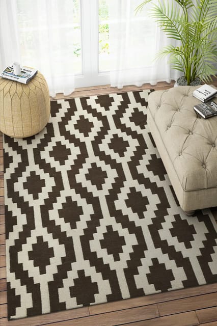 IMPERIAL KNOTS BROWN AND IVORY AZTEC HAND WOVEN KILIM DHURRIE 5X8 FEET