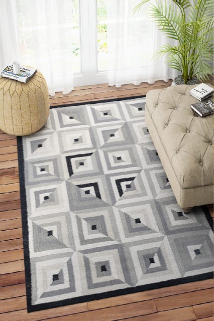 IMPERIAL KNOTS CHARCOAL AZTEC KILIM HAND WOVEN DHURRIE 4X6 FEET