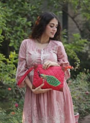 Draupadi - Chic Peacock Zipper Pouch