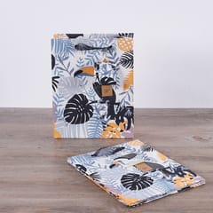 https://cdn.shopify.com/s/files/1/0778/7472/5158/files/19_4.jpg?v=1696240110