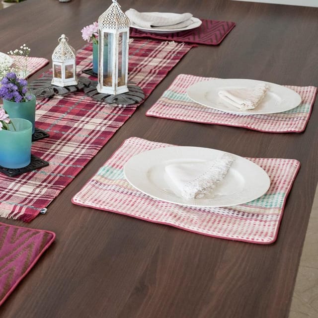 Onset Homes - Dotted Table Mats